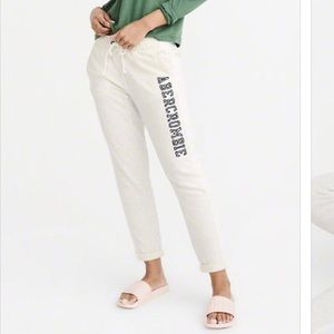 Abercrombie and Fitch Joggers Xl